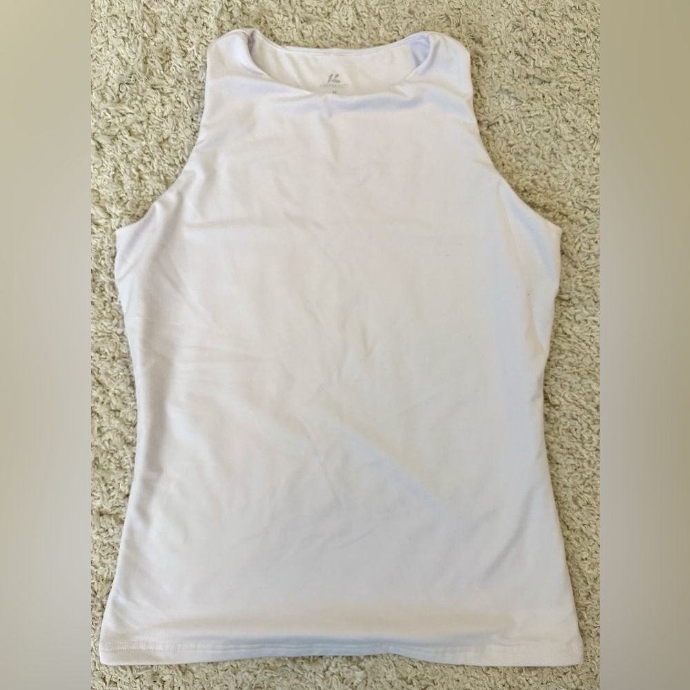 KEEPBEAUTY Women's Sleeveless Minimalistic Blank White 4-way Stretch Top Medium